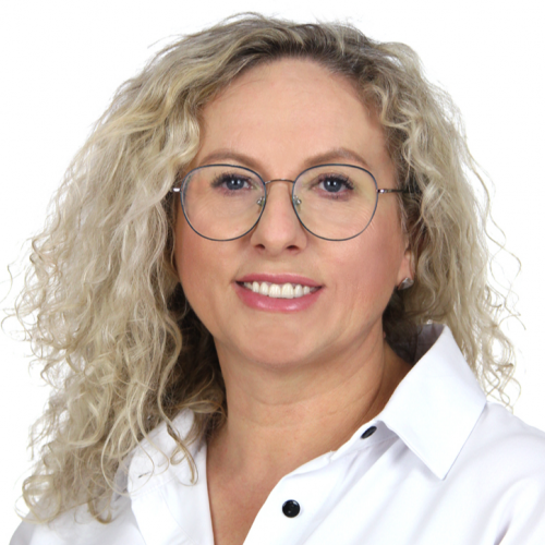 Anna Bezak