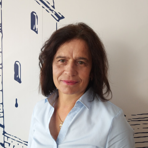 Irena Polak
