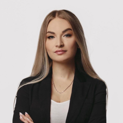 Nelia Zvarych